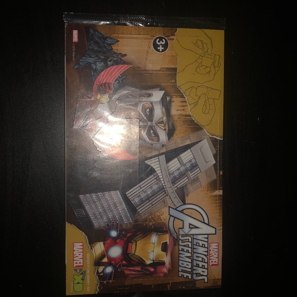 Avengers foldable origami figurines - Picture 3 of 4